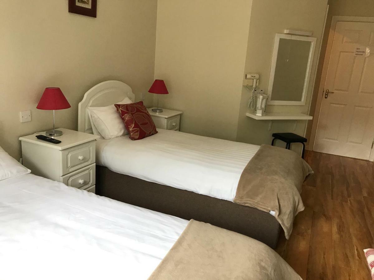 Steeple View B&B Guesthouse Donegal - Newly Renovated In 2023 Ballybofey Exterior photo